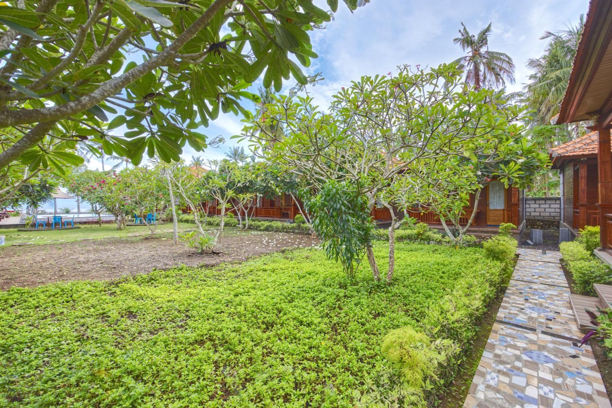 Ped Putri Nusa Beach מראה חיצוני תמונה